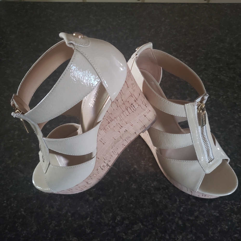 MK Wedges